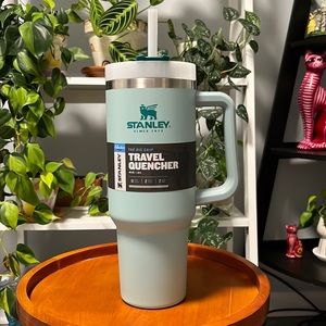 NWT 40oz Seafoam Stanley Tumbler